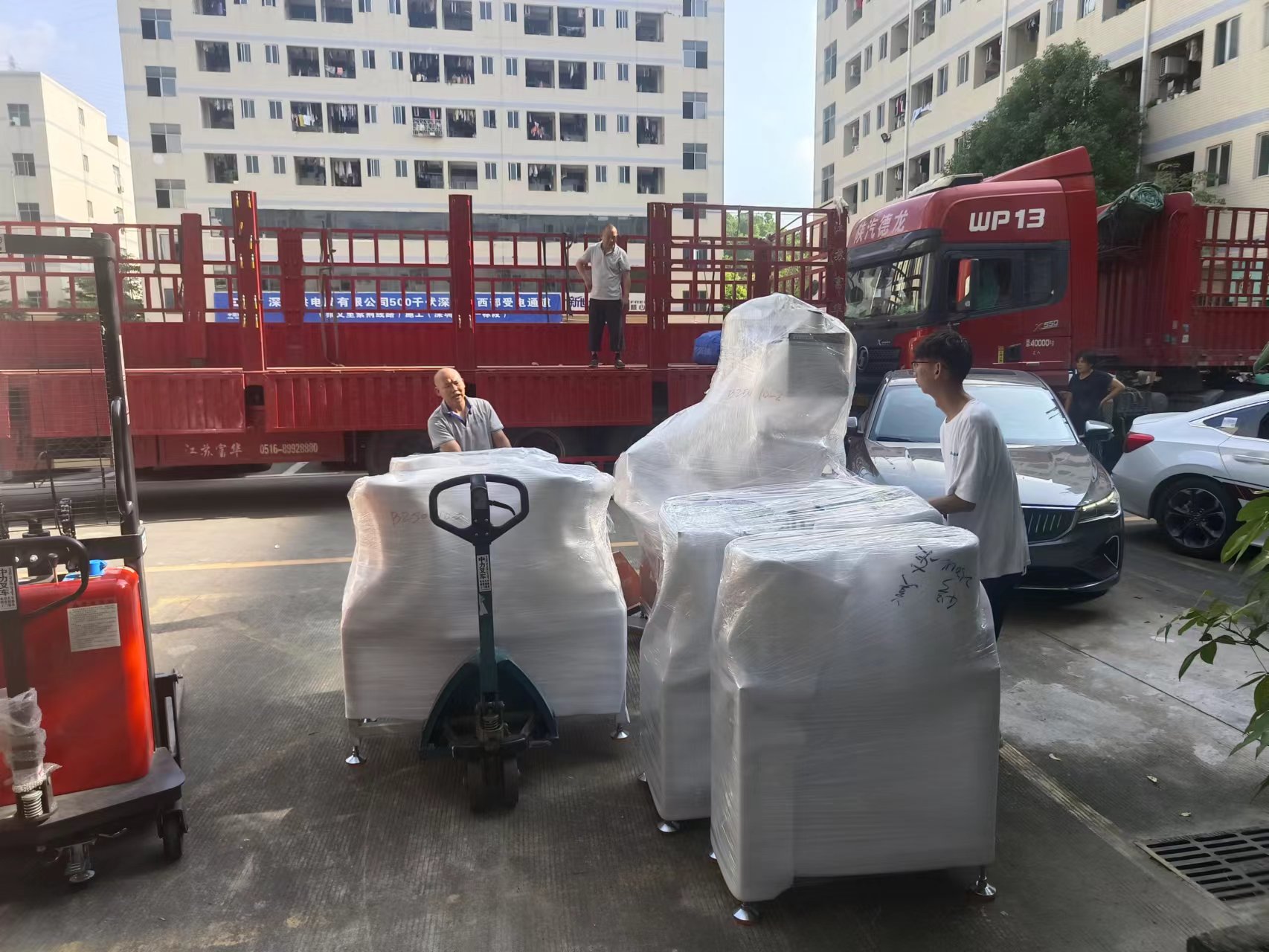  yp街机科技-美东汇成医疗自动化设备今日交付